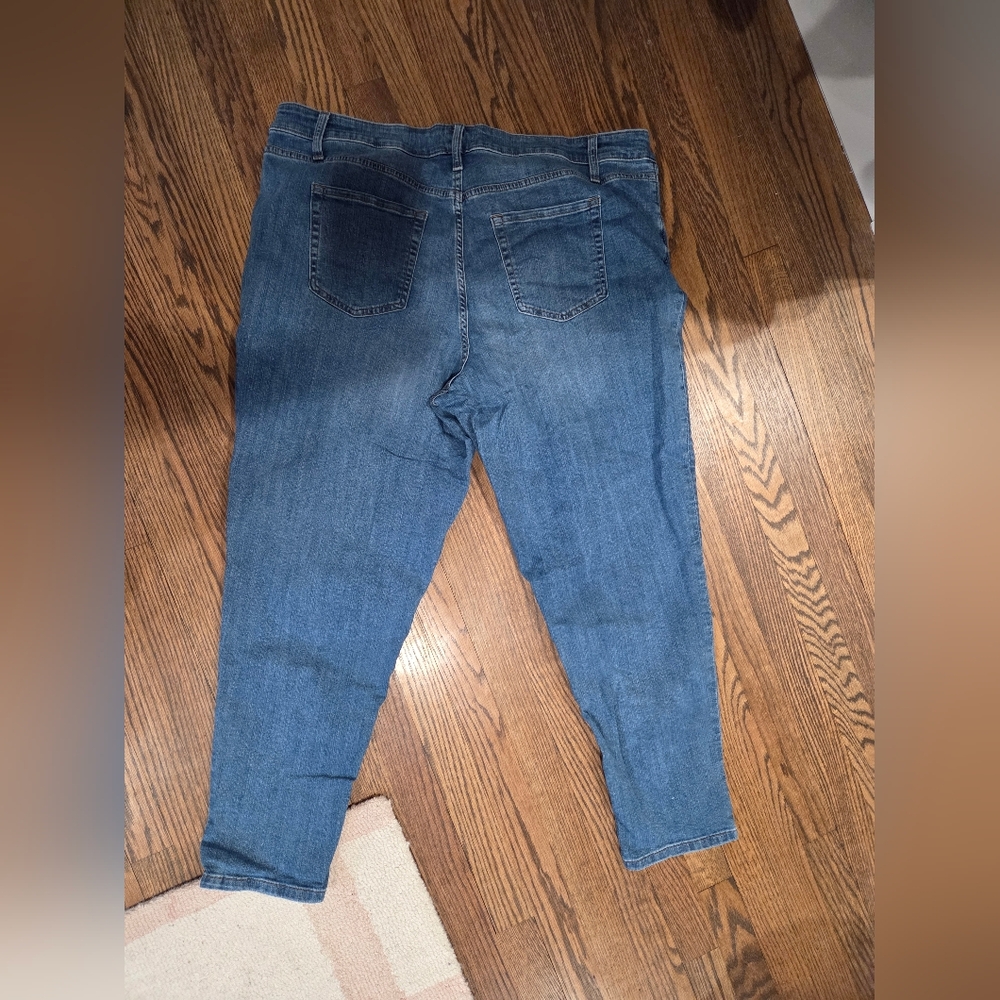 High Rise Taper Leg Jeans - Picture 3 of 5